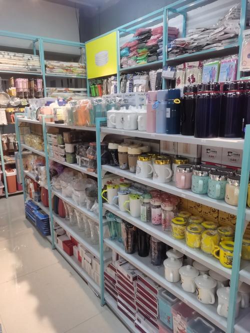 中東路小百貨批發(fā)零售店 一站式生活用品采購首選
